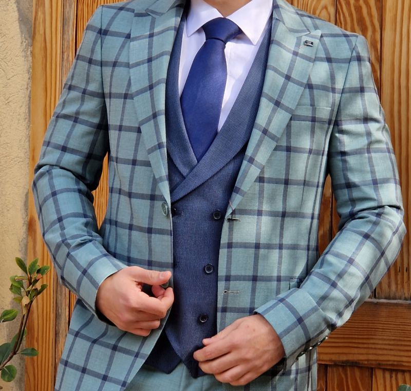 Trajes de novio, padrino, invitado de cuadros