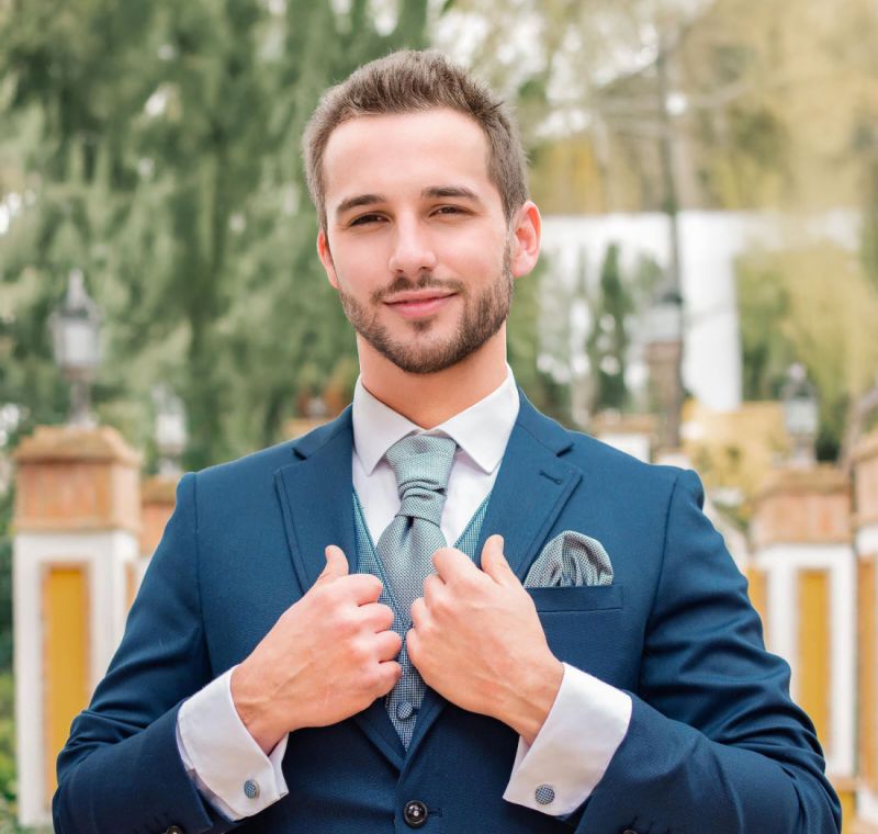 Traje de vestir para hombre en valencia
