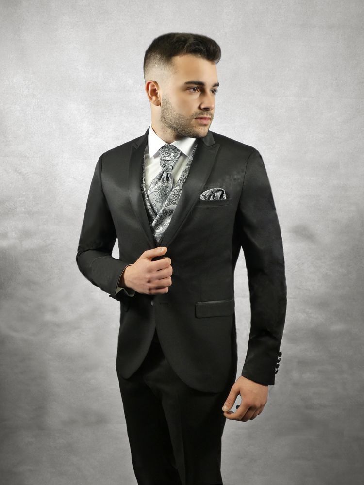 Oferta traje novio completo 295 euros o 395 euros GARRIDO CEREMONIA