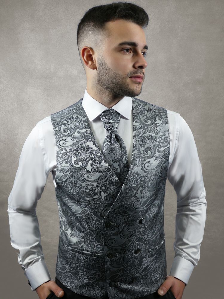 Traje completo desde 395€