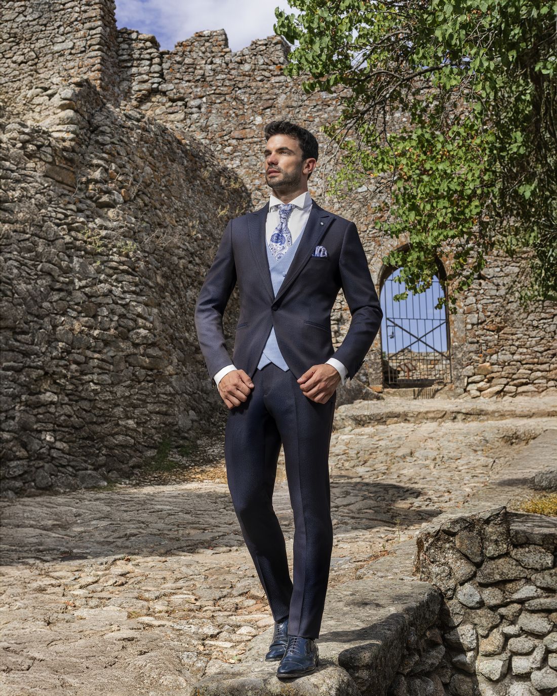Traje azul noche hombre