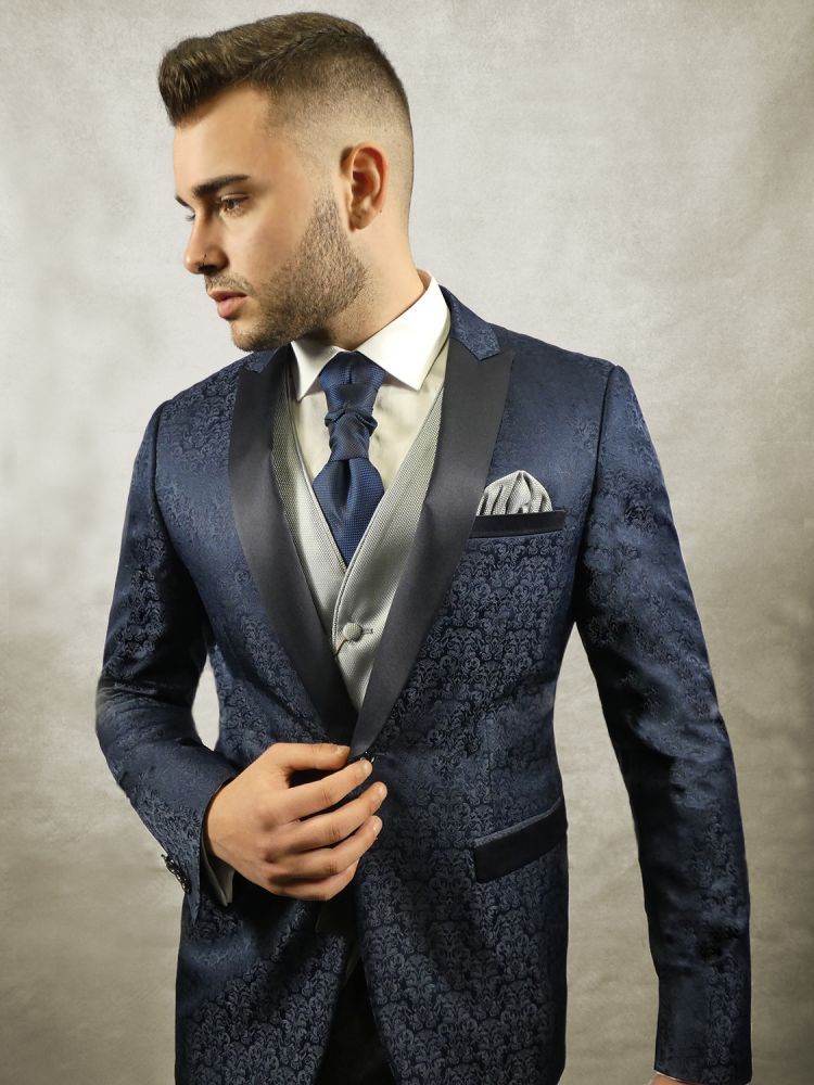 Traje de novio en Alicante completo 595 €