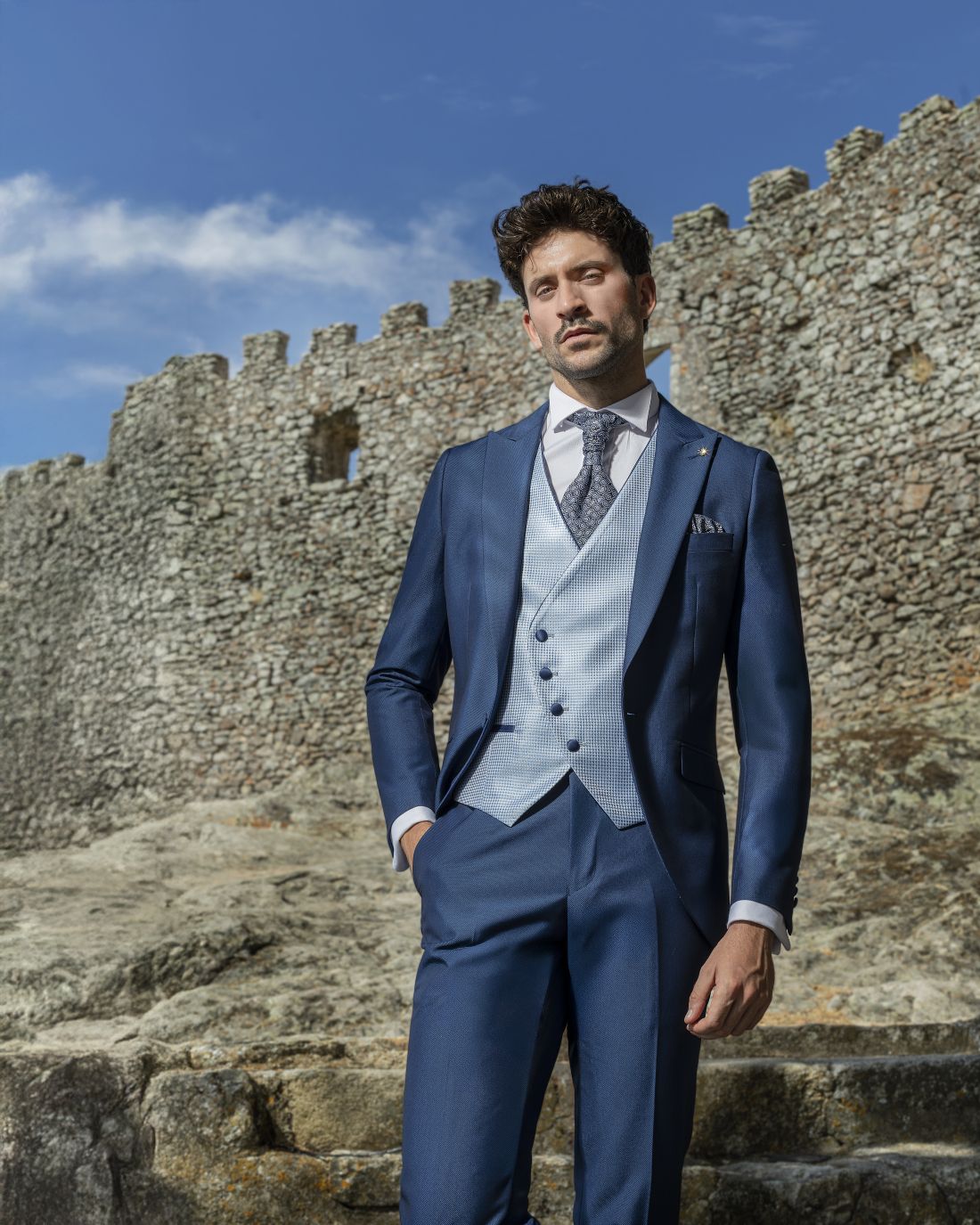 Trajes padrino de boda 2026