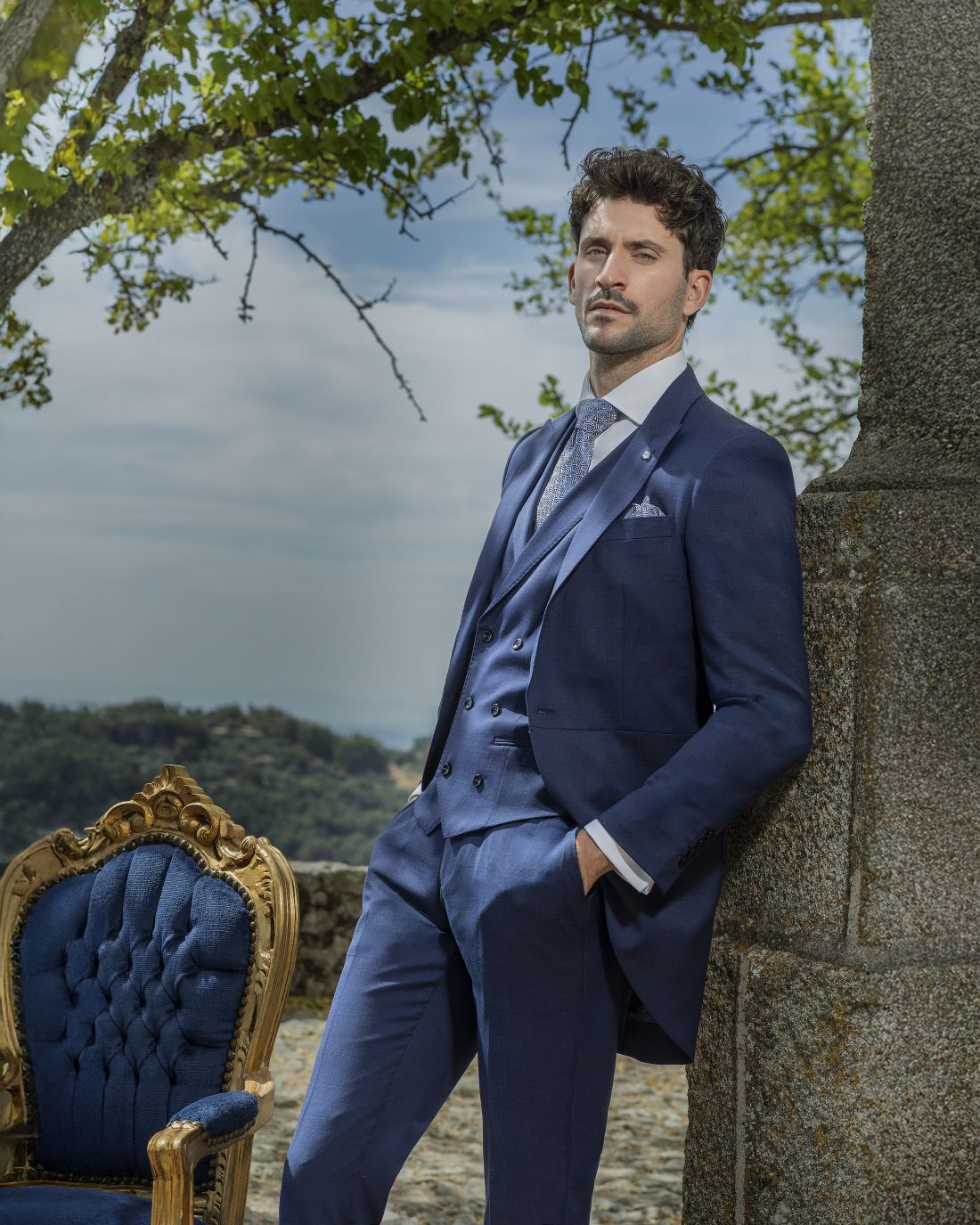 Chaqué azul marino novio o padrino