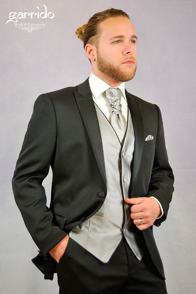 Traje de padrino en Alicante