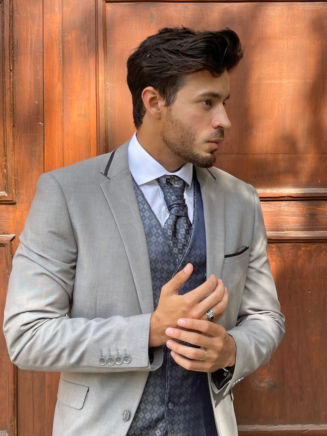 Trajes padrino de boda 2024