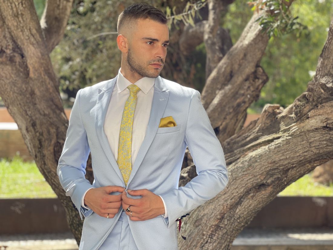Traje joven graduación
