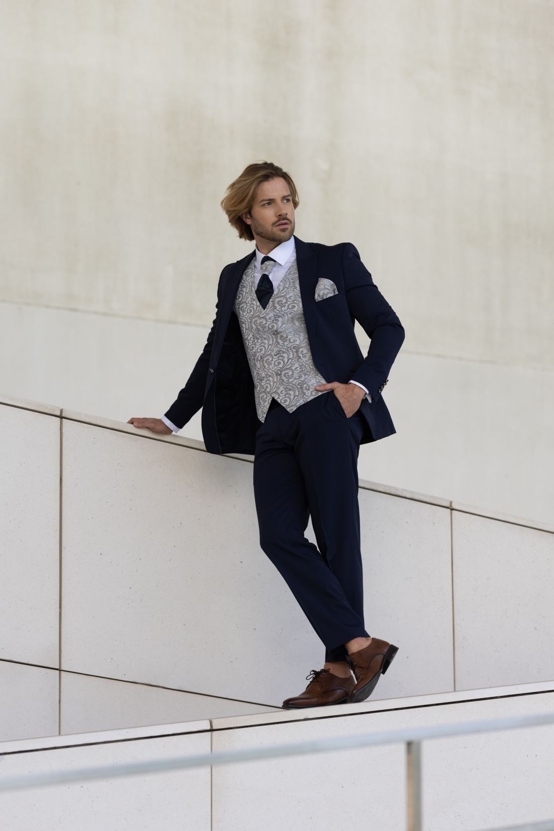 Trajes padrino de boda 2024