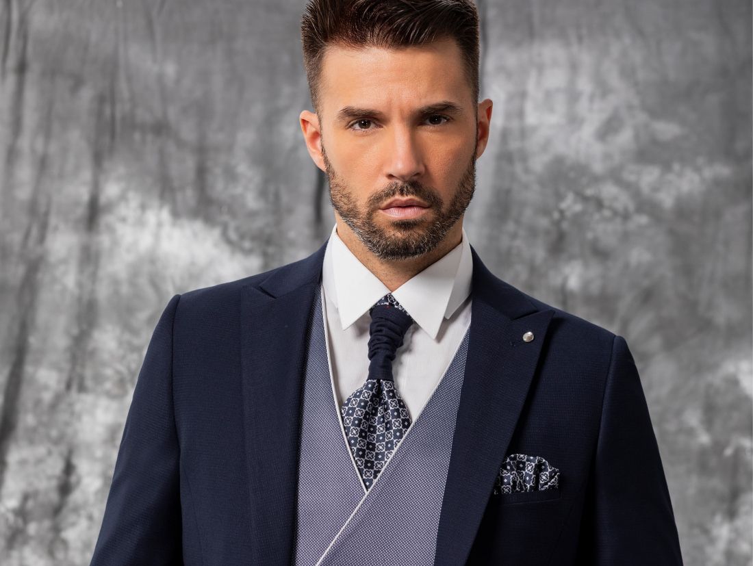 Trajes padrino de boda 2024