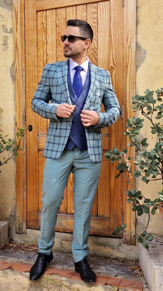 Traje cuadros tres piezas