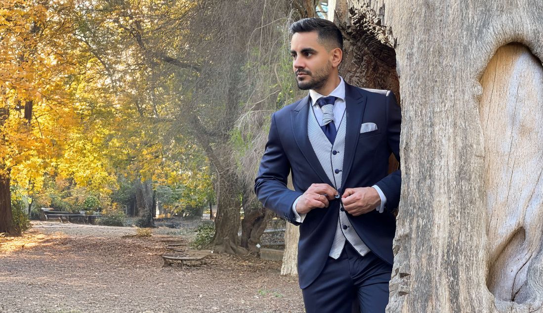 Traje azul marino novio o padrino